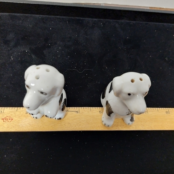 Vintage* Doggy Salt and Pepper Shakers - Picture 8 of 9
